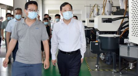 District leaders conducted a "four inspections and one assistance" visit to Changzhou Southeast Electric Motor Co., Ltd